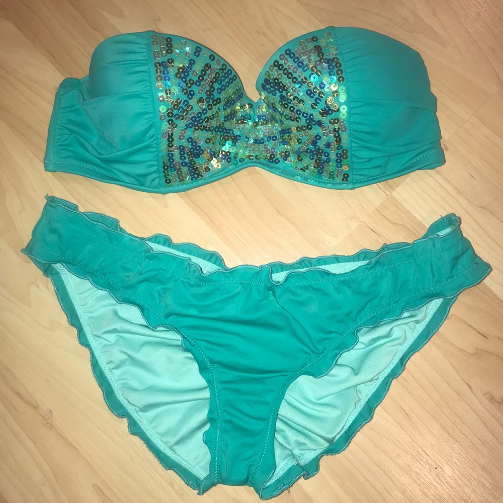 Victoria’s Secret bikini swimsuit